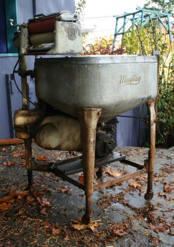 antique washing machine